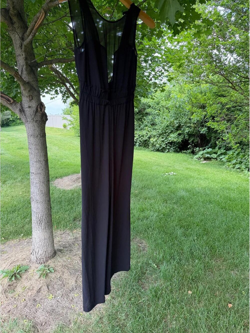 BCBGMAXAZRIA Black Sheer Overlay Elastic Waist V-Neck Jumpsuit Women's Size 12